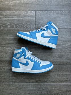 Jordan 1 retro OG UNC 2015