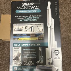 Shark Vacuum Brand New ! 