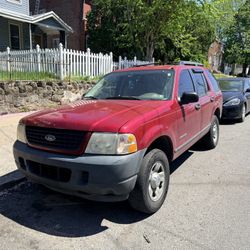 2005 Ford Explorer
