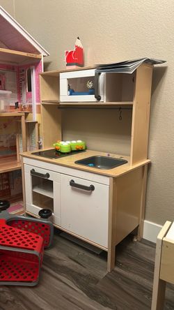 IKEA DUKTIG Kids Play Kitchen