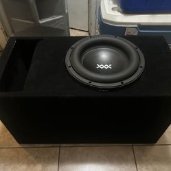Re Audio Xxx RE Audio 12 inch subwoofer with ported box  4,000 watts