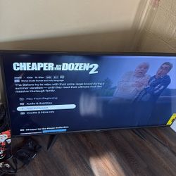 55 Inch Flat Screen (TOSHIBA) Smart Tv