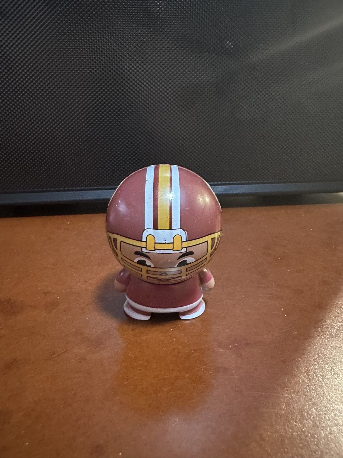 2012 Washington Redskins NFL Mini Buildable Figure 2.5”