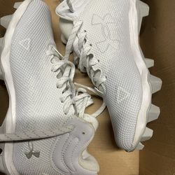 Youth Baseball/Football Cleats