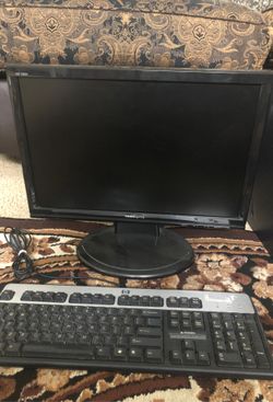 HANNspree computer & keyboard