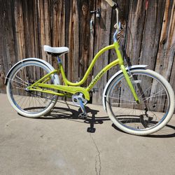 26"Women's 3 Speed Electra Bicycle 