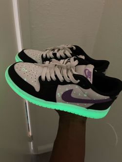 Size 4.5Y Retro 'Black Raspberry Glow In Dark Jordan 1s