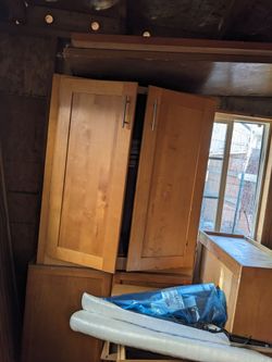 Matching kitchen cabinets