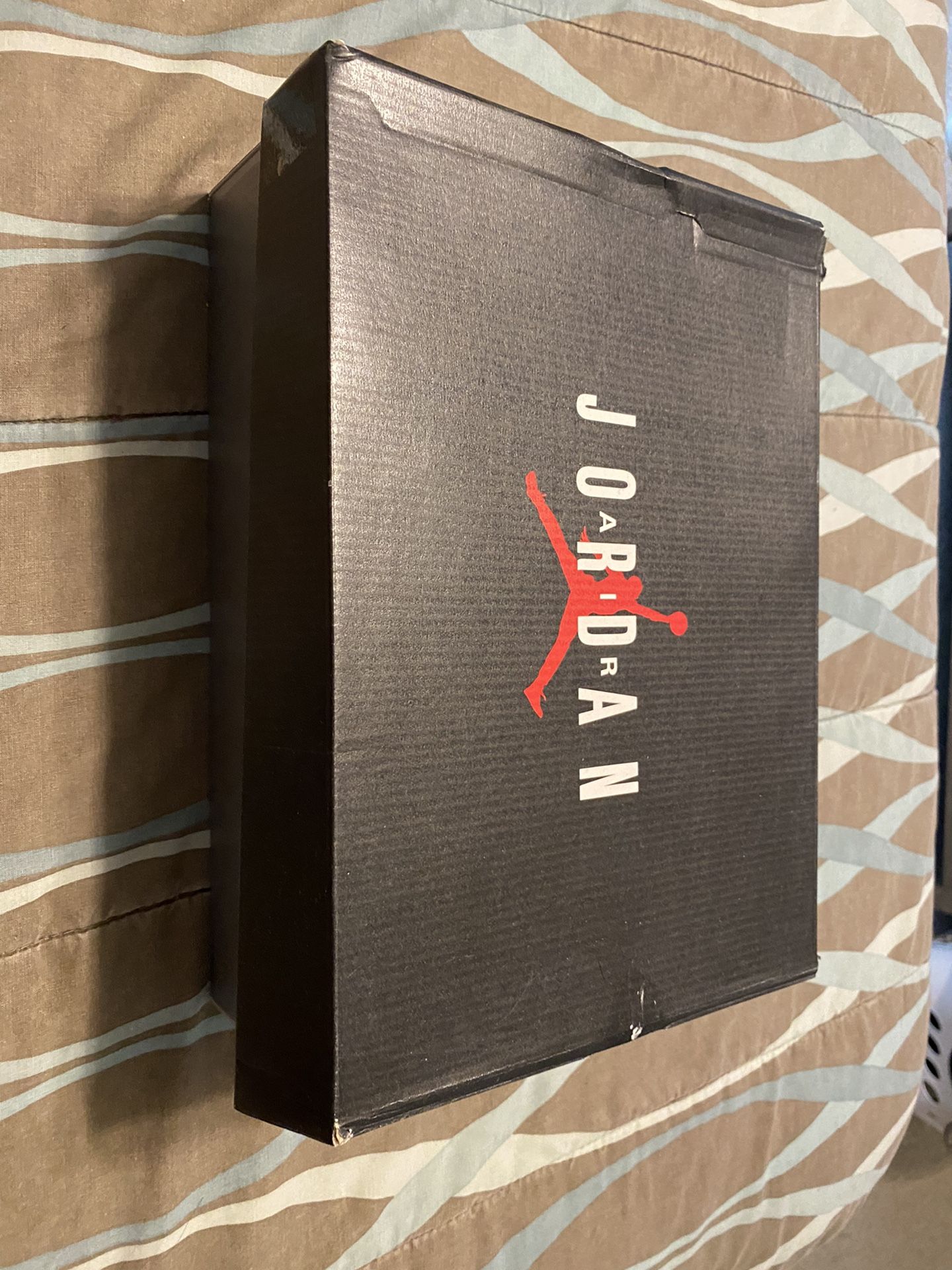 Air Jordan 11 Retro Very Clean