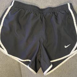 Nike Girls Dri-fit Active Shorts Size M