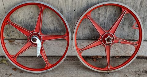 Vintage 1970's Lester 20