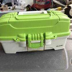  Fishing gear, Fishing pole, Tackle box 