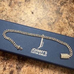 10k Diamond Cuban Bracelet 