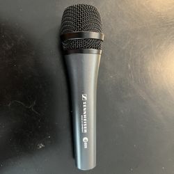 Sennheiser Professional E 835 Dynamic Cardioid Vocal Microphone