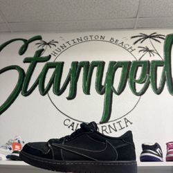 Jordan 1 Travis Phantom