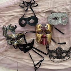 6  Women and Men’s masks Venice masquerades