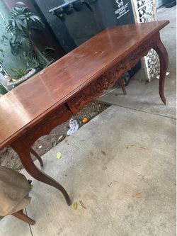 Wood writing desk