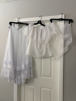White Lace 3-Piece Folk Costume Set