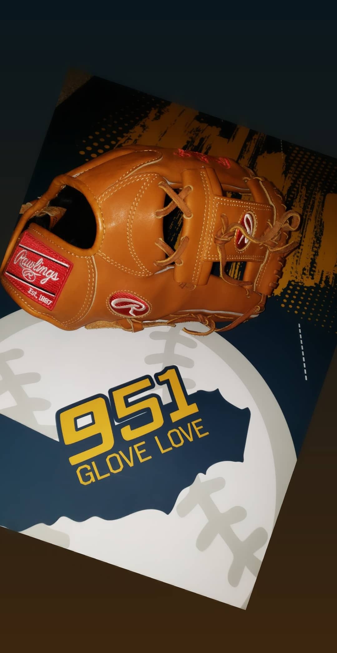 Rawlings Heart of the Hide 11.75inch Baseball Glove New
