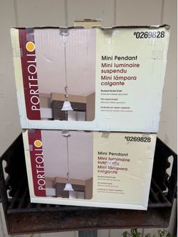 Mini pendant light