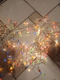 Icicle colors 300 lights christmas for parts or scraps
