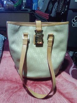 Dooney & Bourke Handbag