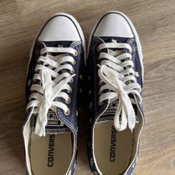 Converse- Denim And Daisies