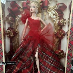 BARBIE SIGNATURE HOLIDAY