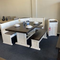 Dinning Table 