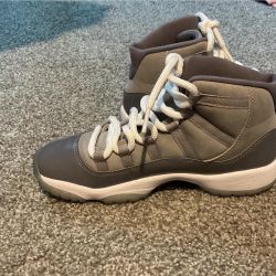 COOL GREY 11s BOYS 5.5
