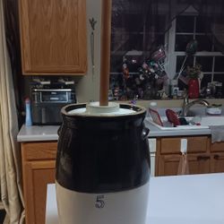 5 Gallon Butter Churner 1986 