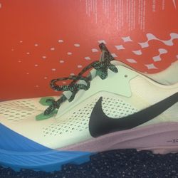Nike Zoom Trail Running Shoes