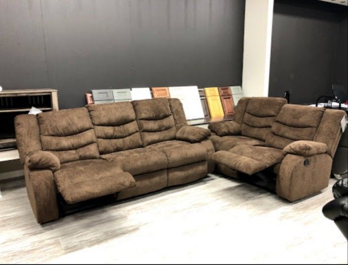 Tulen Reclining Living Room Set