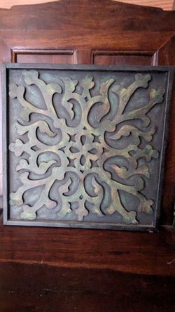 Metal wall decor cutout view