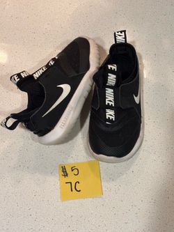 Nike toddler shoe