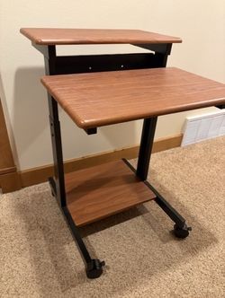 Adjustable Height Rolling Desk/Computer Stand