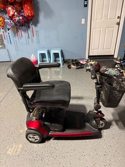 GOGO ELITE TRAVELER scooter