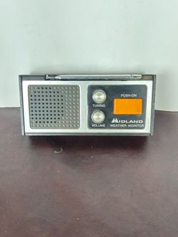 a vintage Midland Weather Monitor (Model 13-901) portable NOAA weather radio, produced from around 1976 to 1980.
