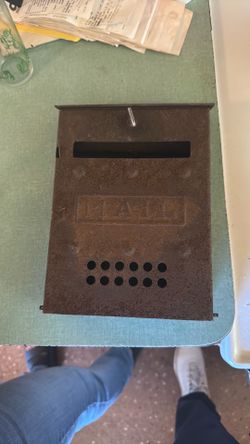 Vintage USPS Mailbox