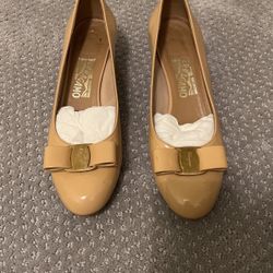 Ferragamo Ballet Flats 