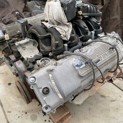 Ford Raptor 6.2 Engine 