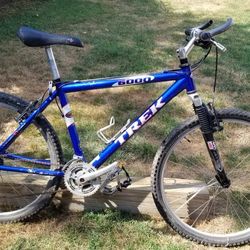 Trek Mountain Bike 