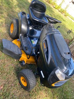 Poulan Pro PP19A42 riding lawn mower