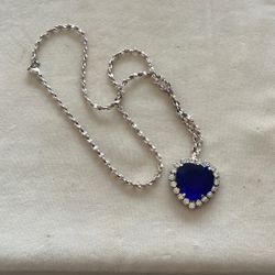 Titanic Blue Heart Of The  Ocean Necklace 