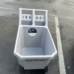 Project Source 4.5 Cu Ft Poly Yard Cart. Still In Very Good Condition And Useable(See & Click On Pictures)