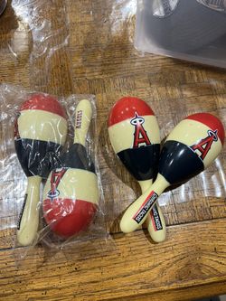 Angels Maracas