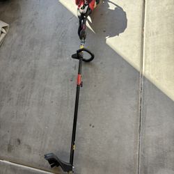 Troy-Bilt Gas String Trimmer, 4-Cycle 17cc, 17-inch, Attachment Capable (TB304S)