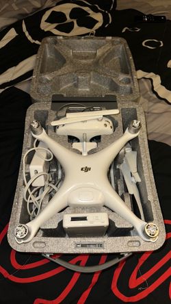 Dji drone phantom 4