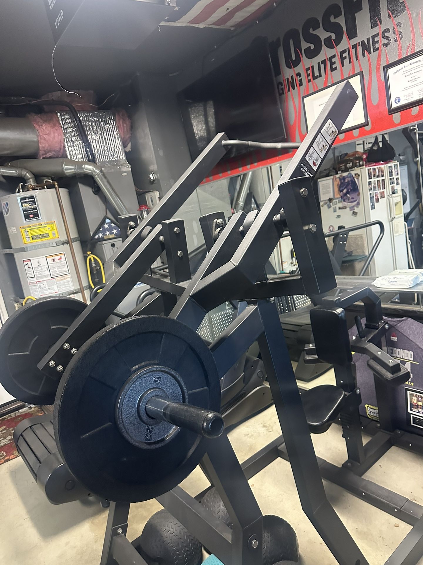 Lat Pulldown Machine