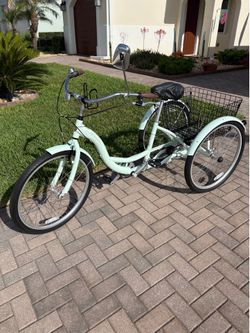 Schwinn Meridian Adult Tricycle